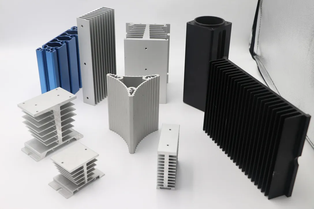 Range of extruded aluminum heat sink profiles in mill finish, blue and black anodized